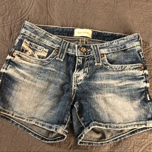 Big star Jean shorts!